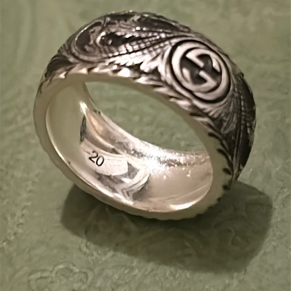 Gucci Feline Head Sterling Silver Ring - Picture 6 of 10